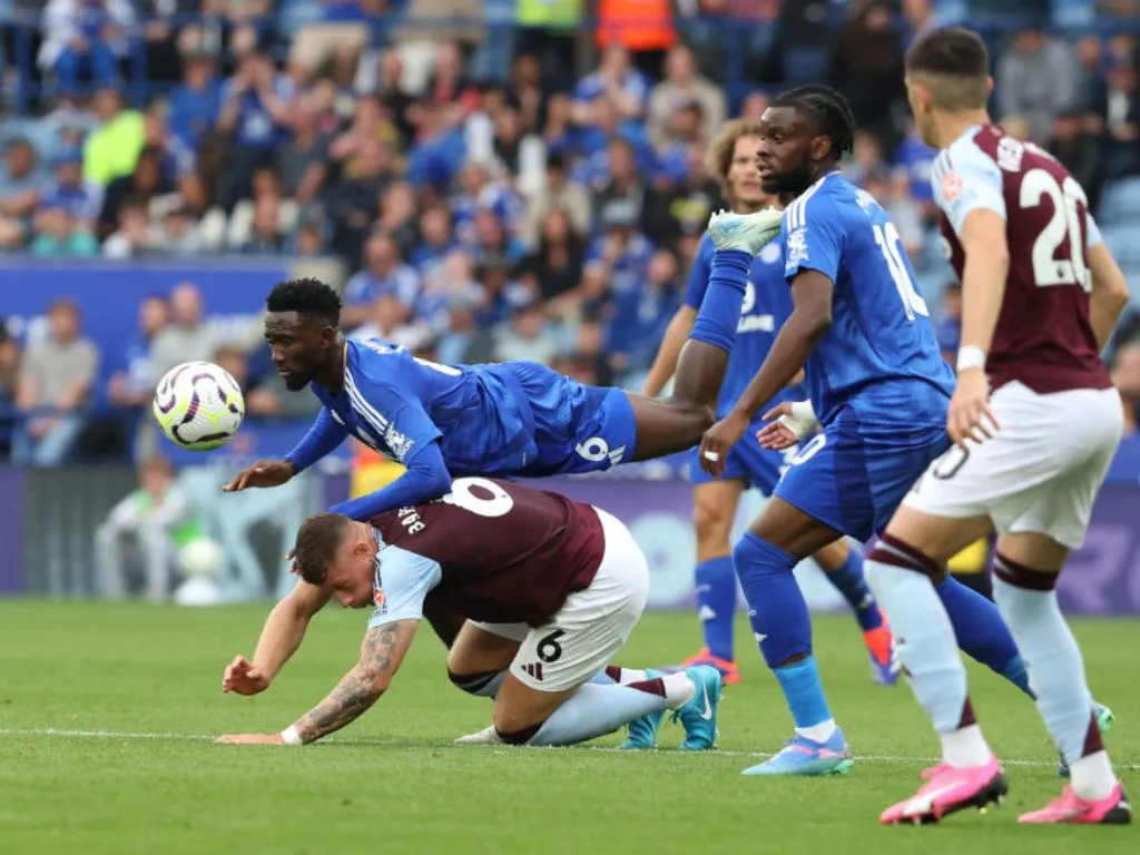 Soi kèo Leicester City vs Crystal Palace
